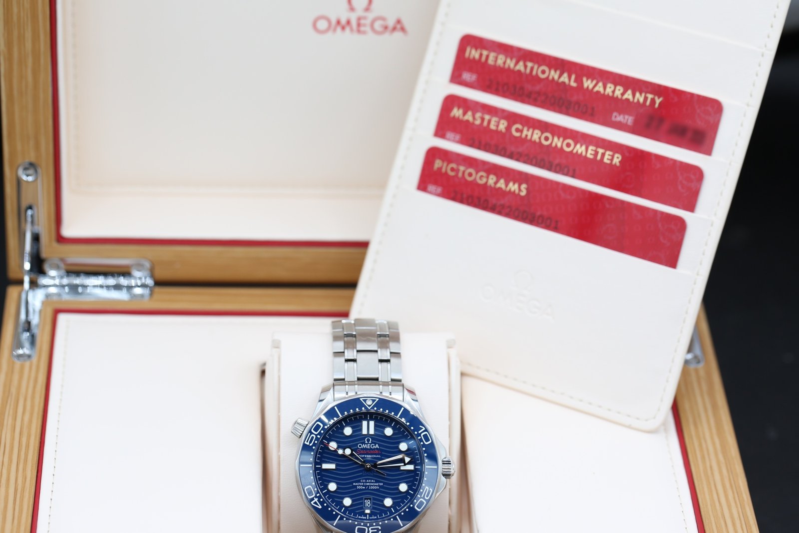Omega 210.30.42.20.03.001 Blue SEA MASTER 42mm 2020 6 101c672a 924e 4c7b 858c fe979ae38de1