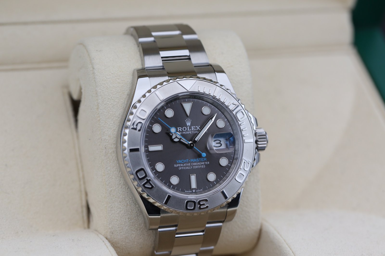 Rolex 126622 Rhodium YACHT-MASTER 40mm 2022 4 23a09dbe e554 42b4 97c6 96796b49f69d