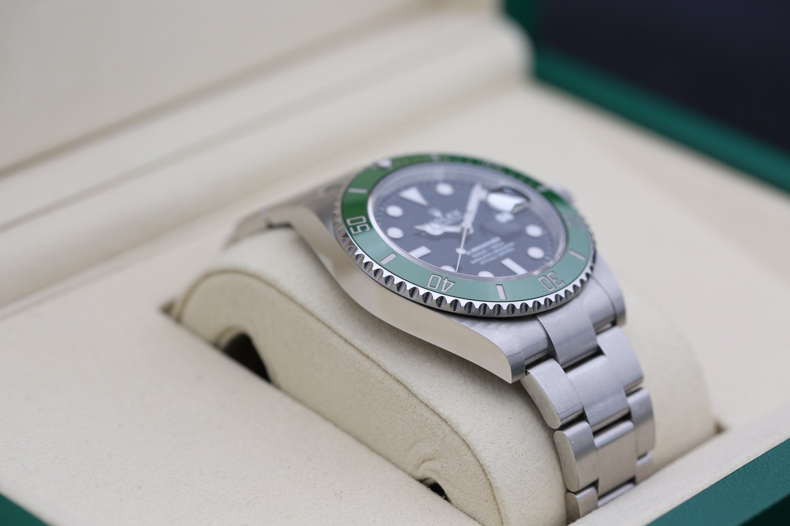 Rolex 126610LV Black SUBMARINER 41mm 2025 STARBUCKS 8 2411ca7e 0c9c 4f92 b701 6cf9d4f3307b