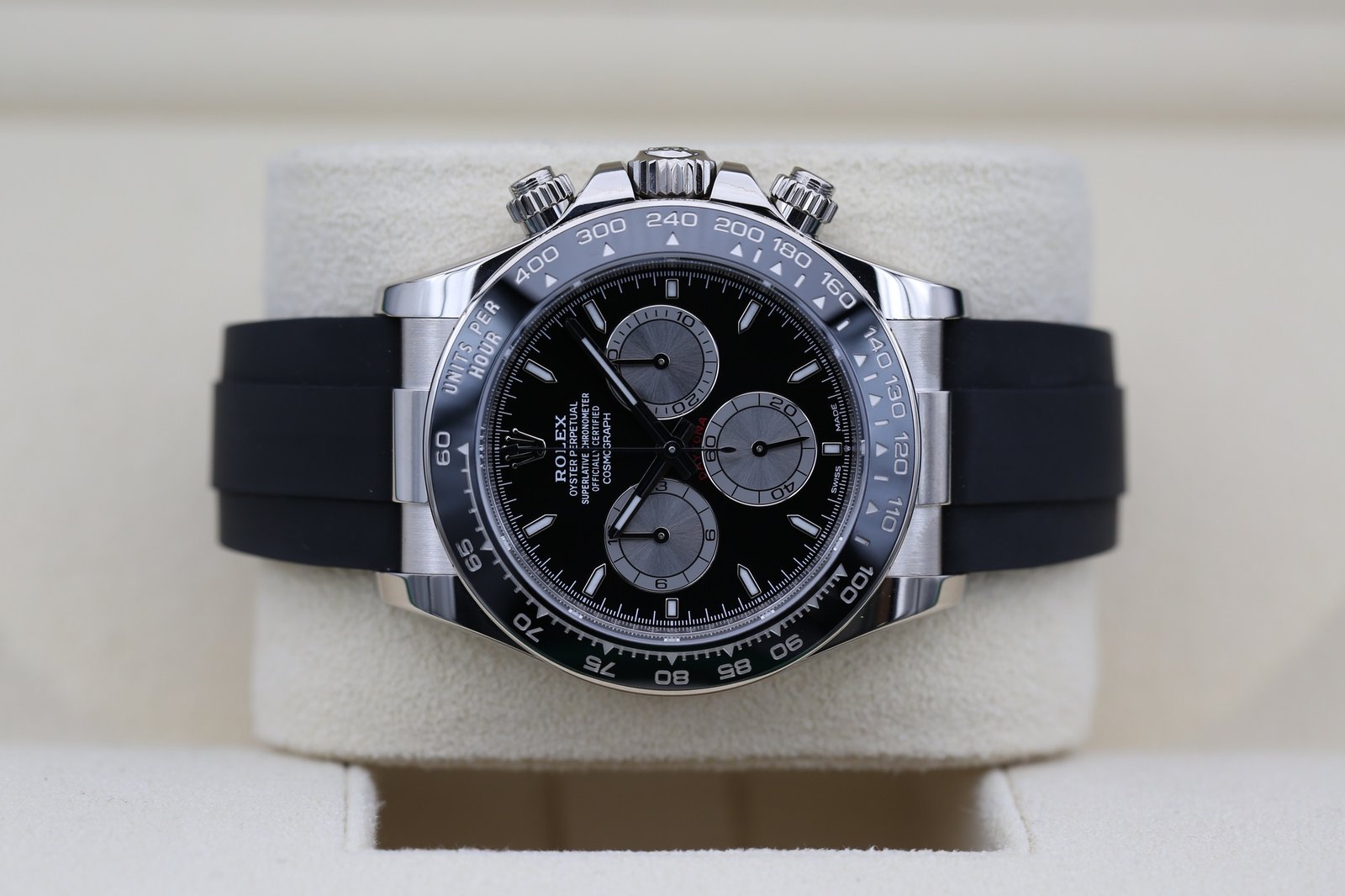 Rolex 126519LN Black DAYTONA 40mm 2023 Baby Le MANS 5 5505b764 5914 48d1 9f1a b10b882585b3