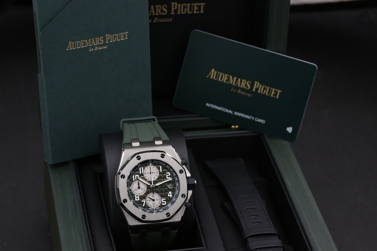 Audemars Piguet 26238TI.OO.A056CA.01 Green ROYAL OAK OFFSHORE 42mm 2022 7 6f081af7 d6c4 411b 895b 830c0625f5d0