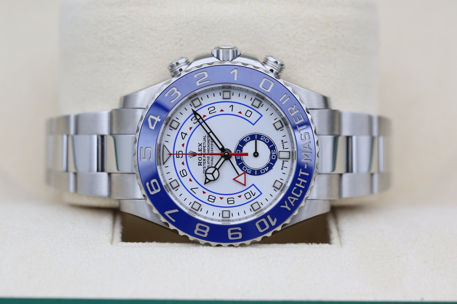 Rolex 116680 White YACHT-MASTER II 44mm 2019 5 88415209 0072 4878 b22e 552f5ec471c7