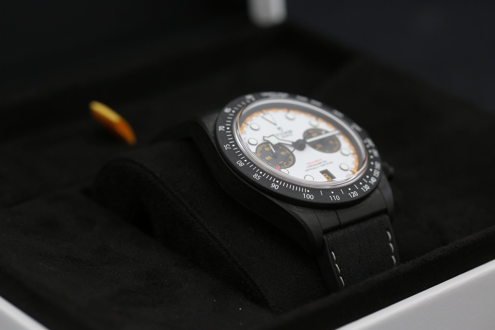 Tudor 79377KN White BLACK BAY CHRONO 42mm 2026 Carbon 26 9 b92da1ec 736f 4a8c 814f bdb0054f4017 1