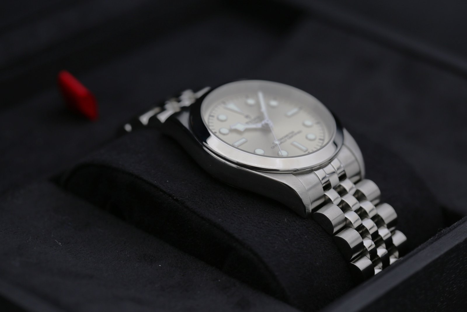 Tudor 79640 Light Champagne BLACK BAY 36mm 2023 9 c7f81536 26ce 4a7e 8474 846eb2ae34a4