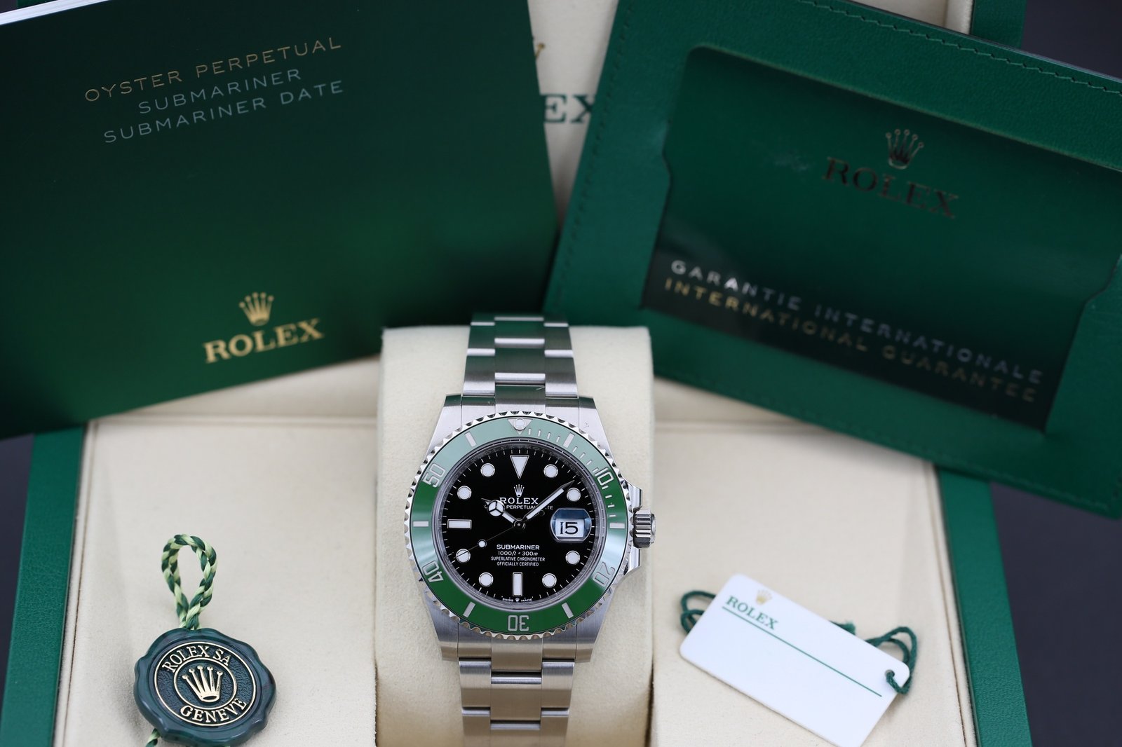 Rolex 126610LV Black SUBMARINER 41mm 2025 STARBUCKS 6 c9c99c0f 8e69 424b 9738 7a5eb20ce3a2