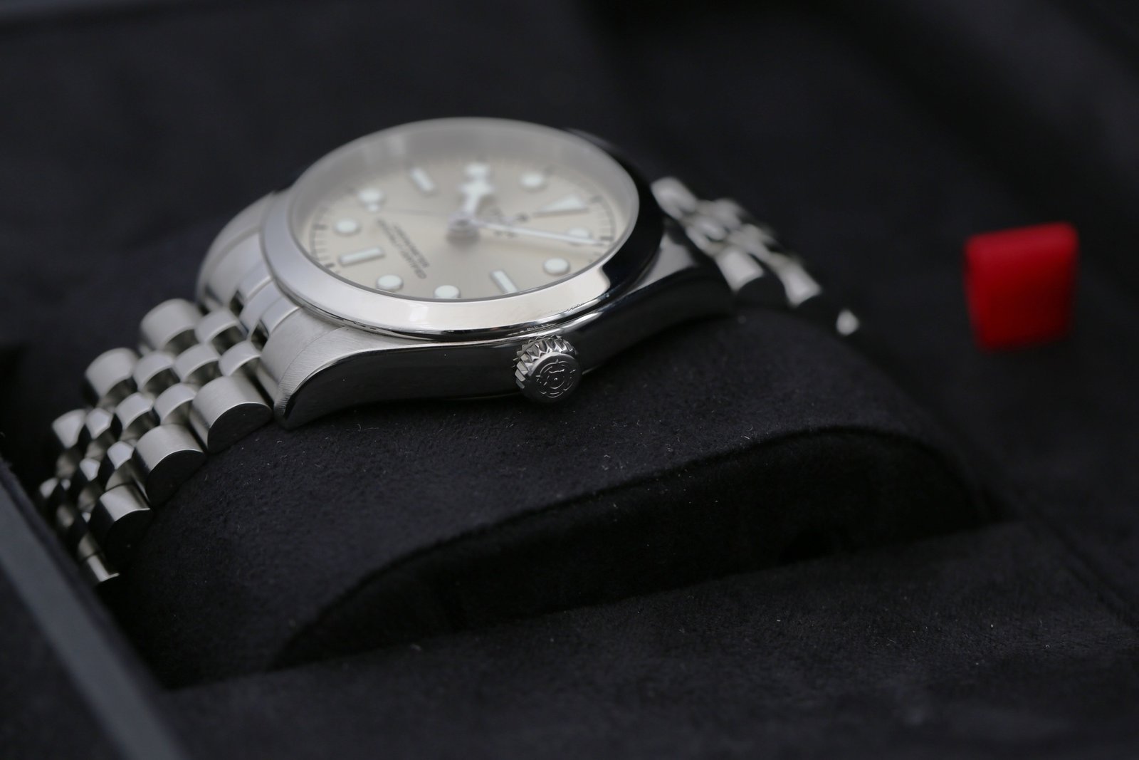Tudor 79640 Light Champagne BLACK BAY 36mm 2023 8 cd63de69 5322 40ae a047 657f08626337